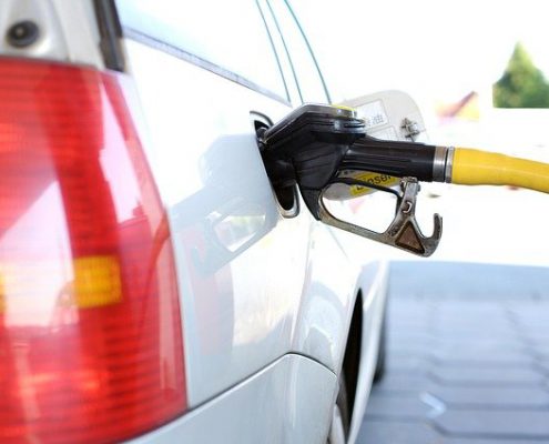 Cómo deducir el gasto en gasolina, tanto en IVA como en IRPF